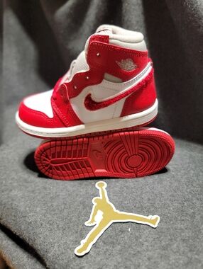 Nike Jordan 1 Retro High OG TD 'Newstalgia Chenille'